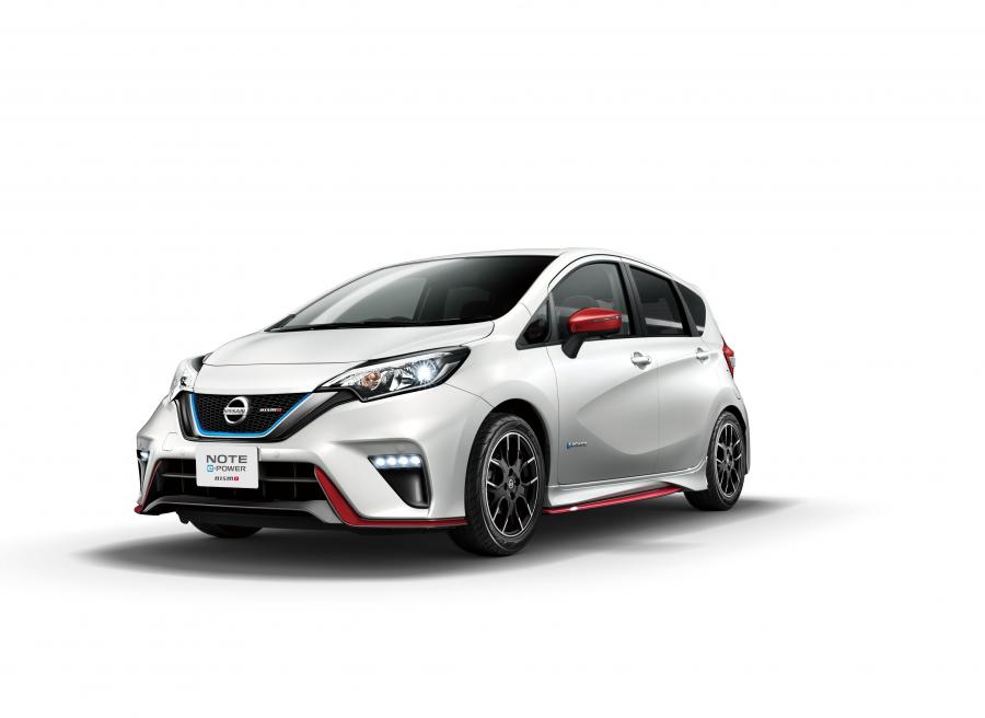  Nissan Note e-POWER Nismo (E12) 2016 года  (фото 7 из 24)